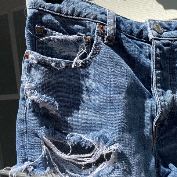 American Eagle denim shorts size 6 - Picture 3 of 8